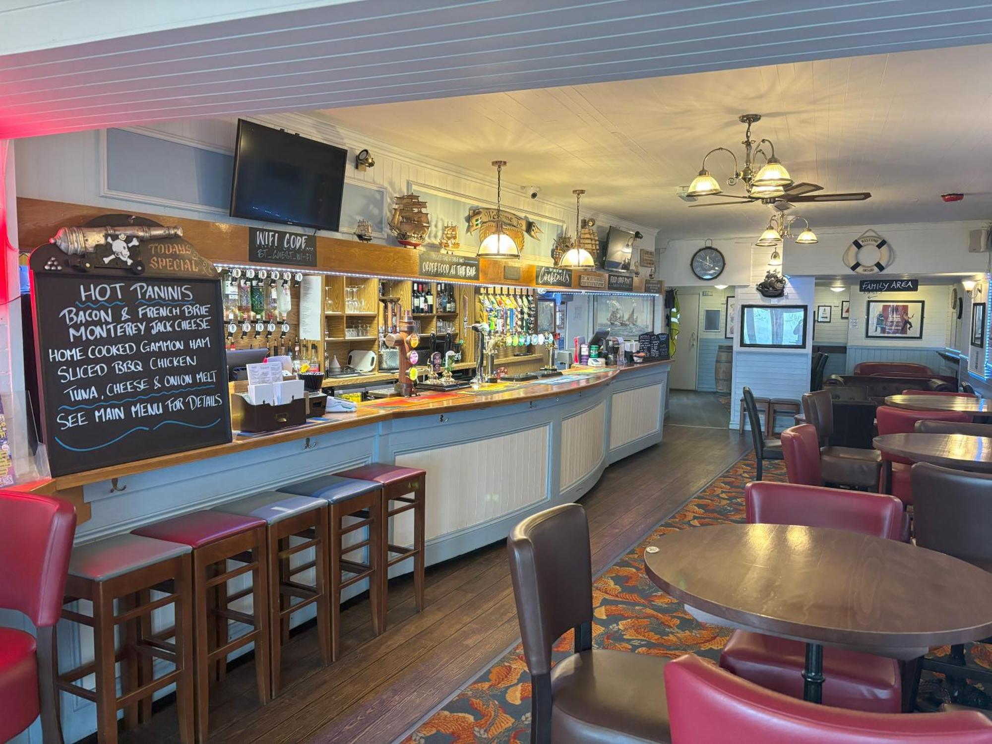 The Buccaneer Inn Torquay Exterior photo